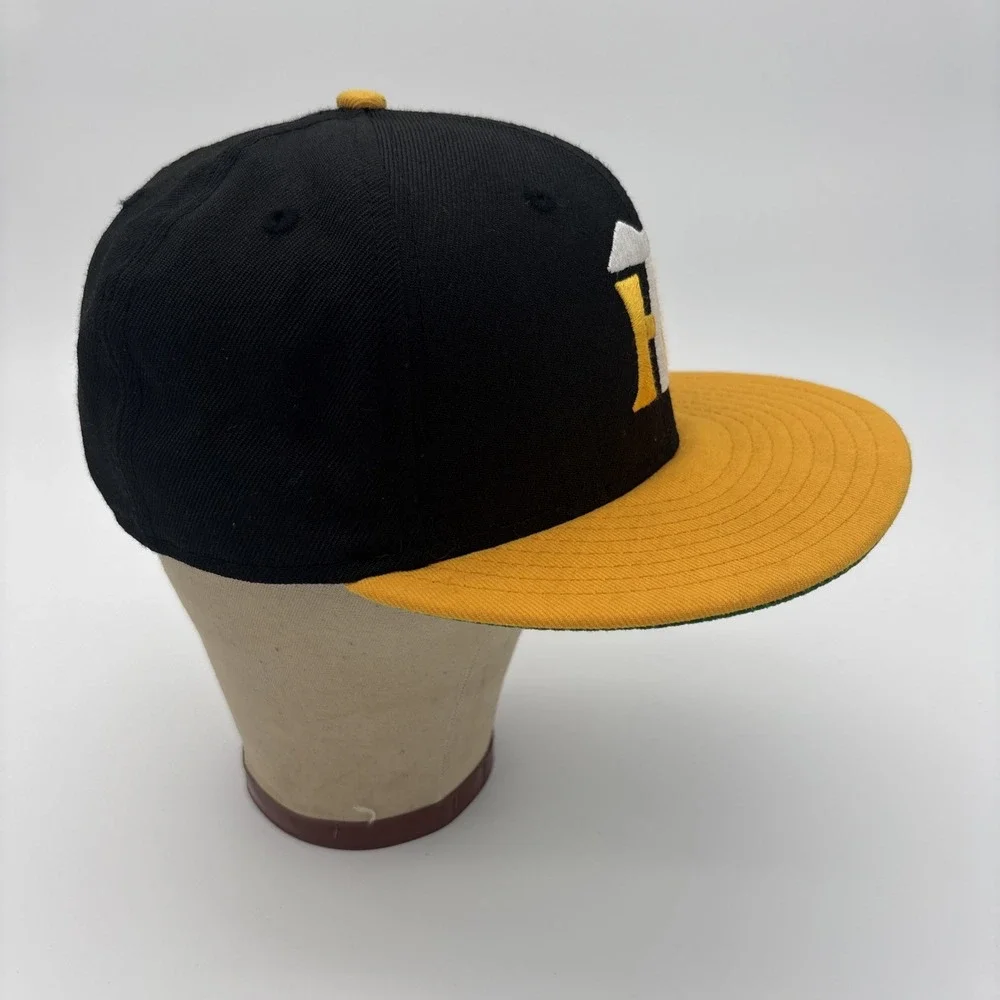 Hanshin Tigers Japan New Era 59Fifty hat 7 1/4 fitted